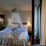 Tra Le Vigne Casa de Campo Buttrio